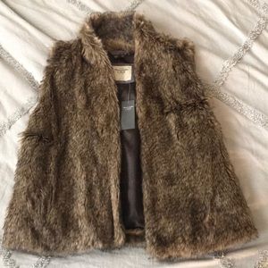 Fur vest